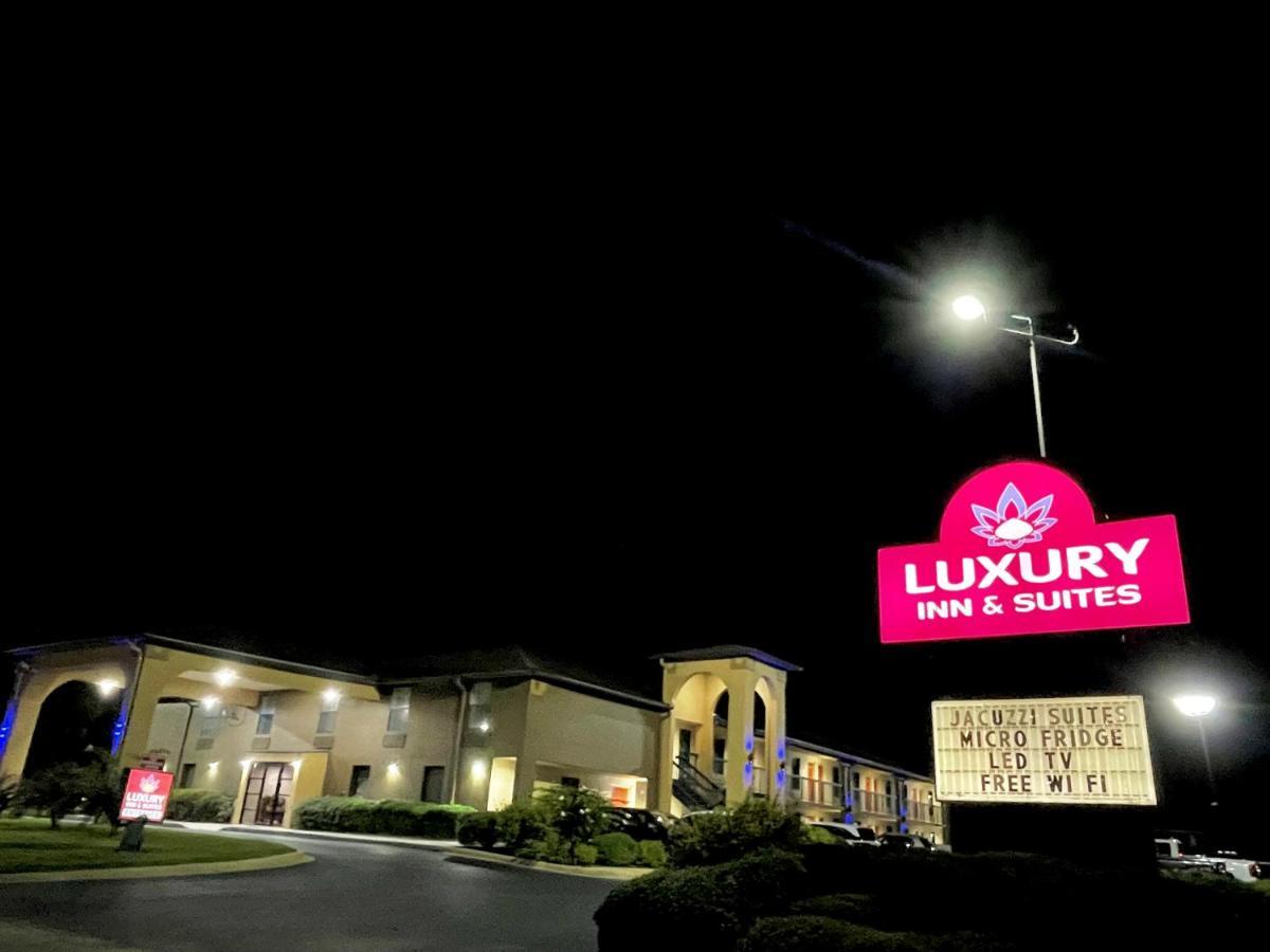 Luxury Inn & Suites Selma Exterior foto