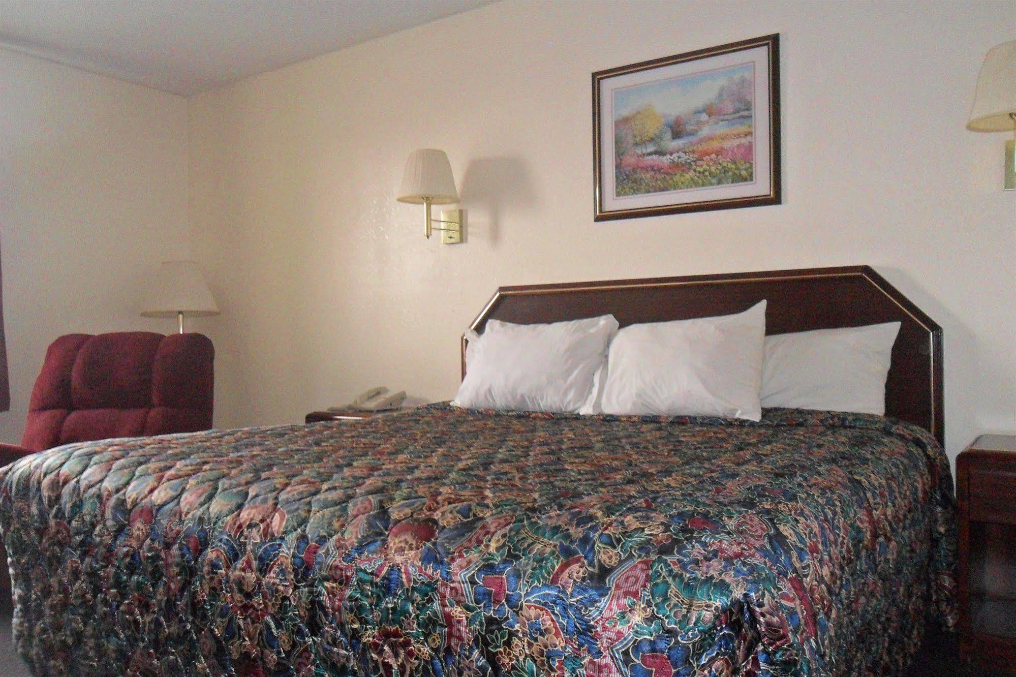 Luxury Inn & Suites Selma Exterior foto