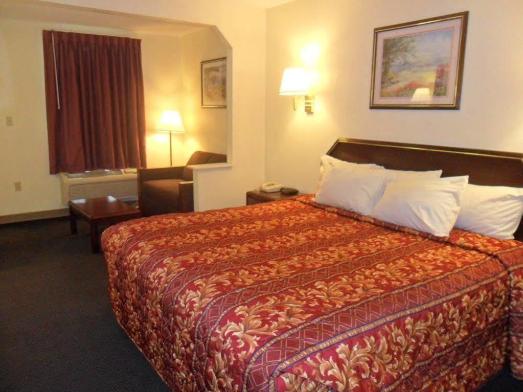 Luxury Inn & Suites Selma Exterior foto